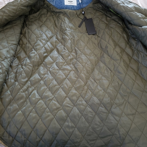 One Teaspoon Patchwork Stuffed Medusa Oversized Denim Jacket - Picture 11 of 16